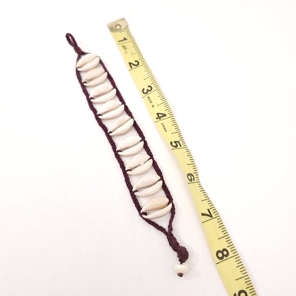 Seashell Bracelet Braided with Burgundy Thread - Picture 5 of 5